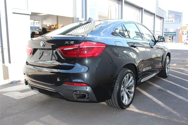 2017 BMW X6 50i M Sport Massive Spec Carousel 5