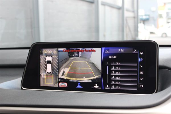 2017 Lexus RX 450h Version L Carousel 16