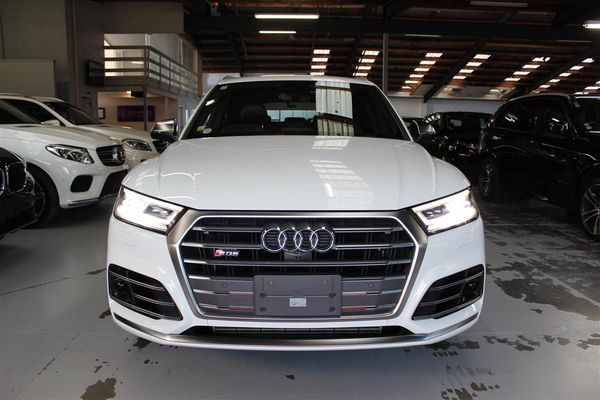 2018 Audi SQ5 Carousel 1