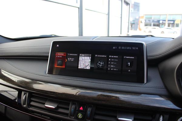2017 BMW X6 50i M Sport Massive Spec Carousel 12