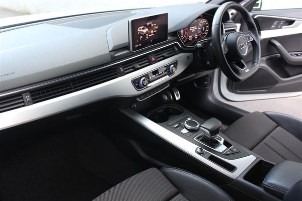 2019 Audi A4 Avant 40TFSI S Line Carousel 11