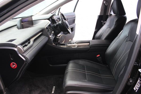 2017 Lexus RX 450h Version L Carousel 9