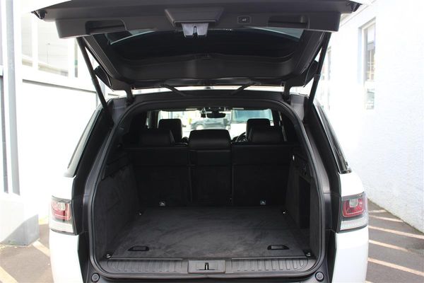 2018 Land Rover Range Rover Sport HSE Diesel Carousel 6