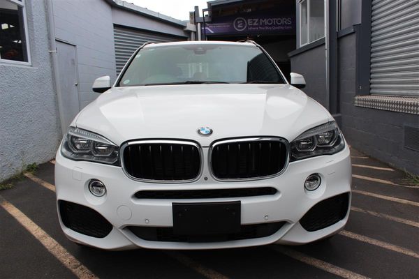 2017 BMW X5 xDrive 35d M Sport Carousel 1