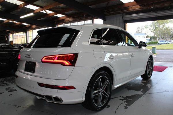 2018 Audi SQ5 Carousel 3