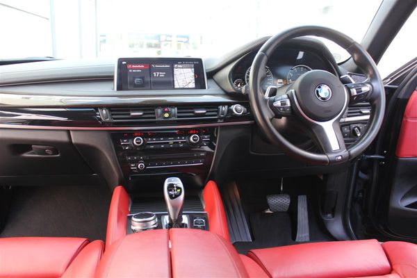 2017 BMW X6 50i M Sport Massive Spec Carousel 10
