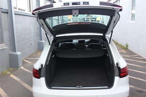 2019 Audi A4 Avant 40TFSI S Line Carousel 6