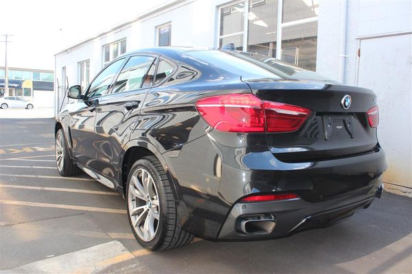2017 BMW X6 50i M Sport Massive Spec Carousel 3