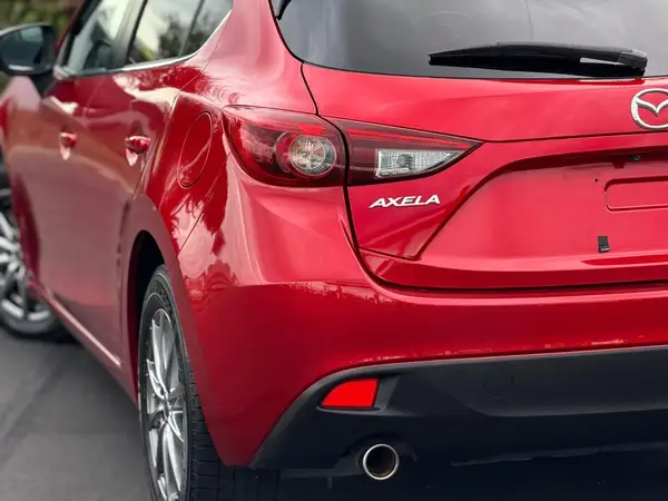 2015 Mazda Axela 20S TOURING Sports Carousel 3