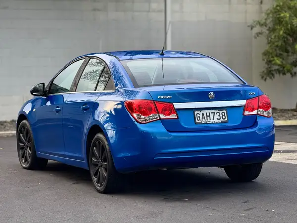 2011 Holden Cruze CDX 1.8 AT NZ NEW Carousel 5