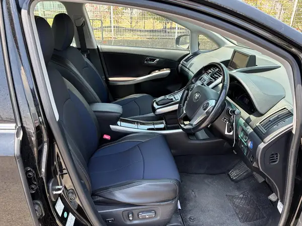 2013 Toyota Sai Carousel 1