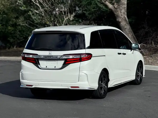 2015 Honda Odyssey ABSOLUTE Carousel 5