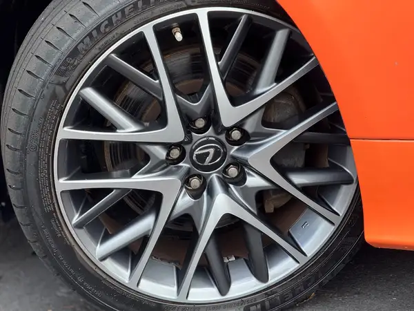 2015 Lexus RC300h Carousel 2
