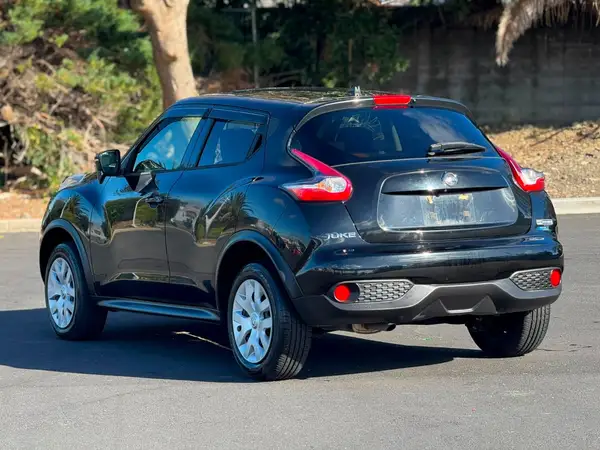 2015 Nissan Juke 15RX Facelift Carousel 3