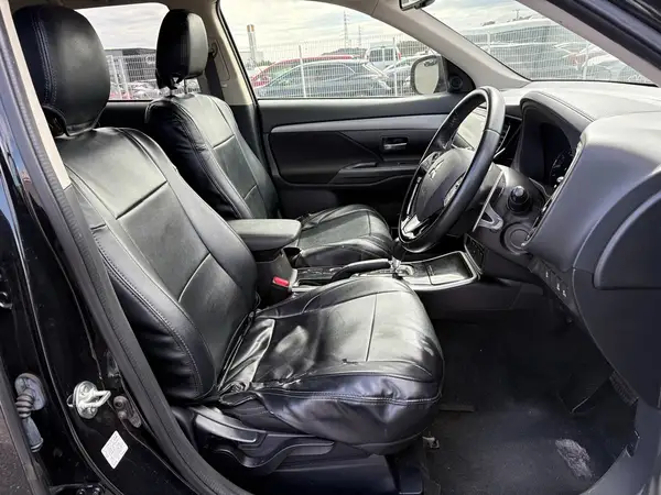 2017 Mitsubishi Outlander 20G Safety Package 7 Seater Carousel 4