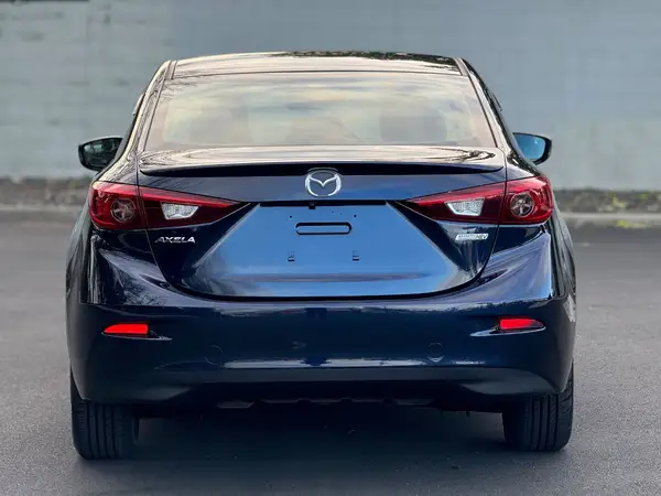 2013 Mazda Axela Carousel 5