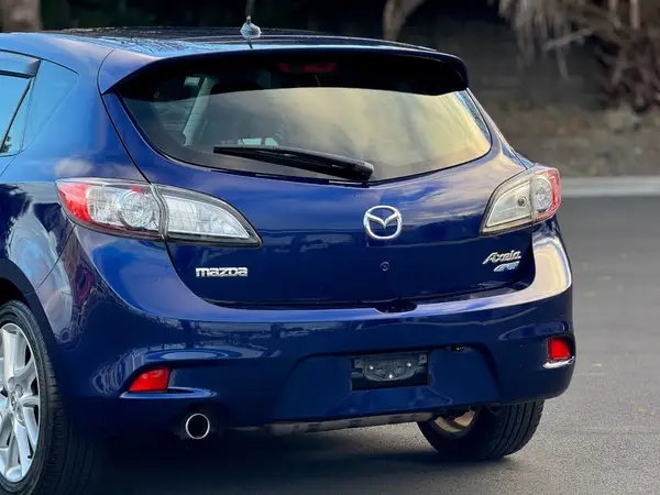 2013 Mazda Axela 20S Sports Carousel 1