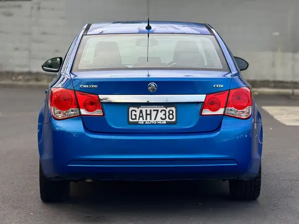 2011 Holden Cruze CDX 1.8 AT NZ NEW Carousel 6