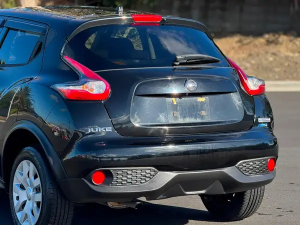 2015 Nissan Juke 15RX Facelift Carousel 1