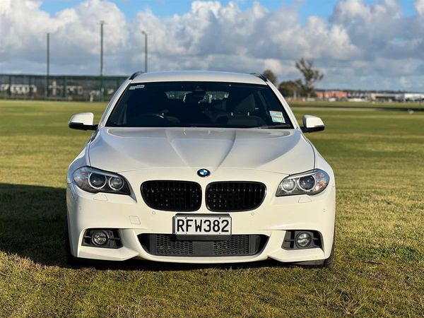 2016 BMW 523D !! FAMILY CAR !! LOW KMS !! Carousel 4