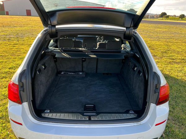 2016 BMW 523D !! FAMILY CAR !! LOW KMS !! Carousel 6