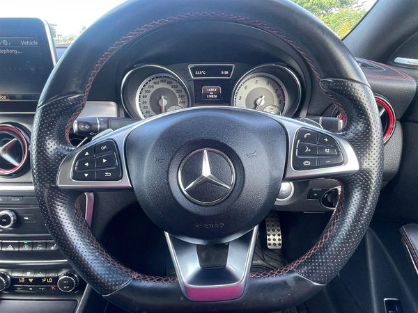 2015 Mercedes-Benz CLA 250 4MATIC Carousel 9