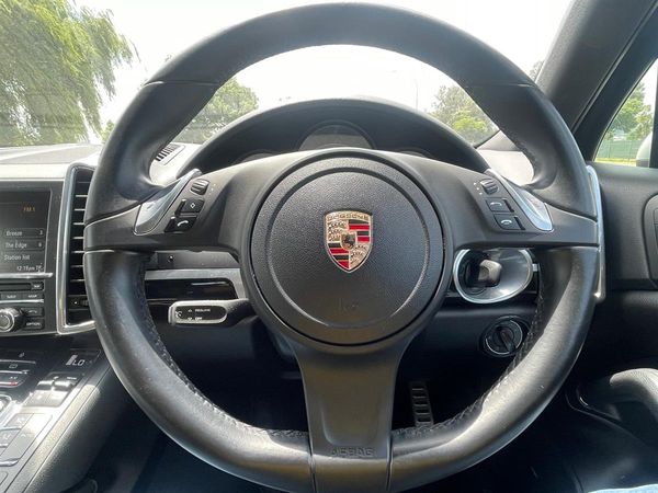 2013 Porsche Cayenne S Carousel 11