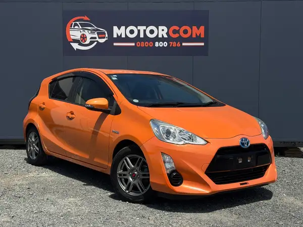 2015 Toyota Aqua S
