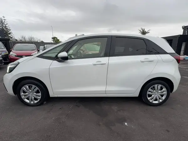 2020 Honda Fit E:HEV HOME Carousel 15