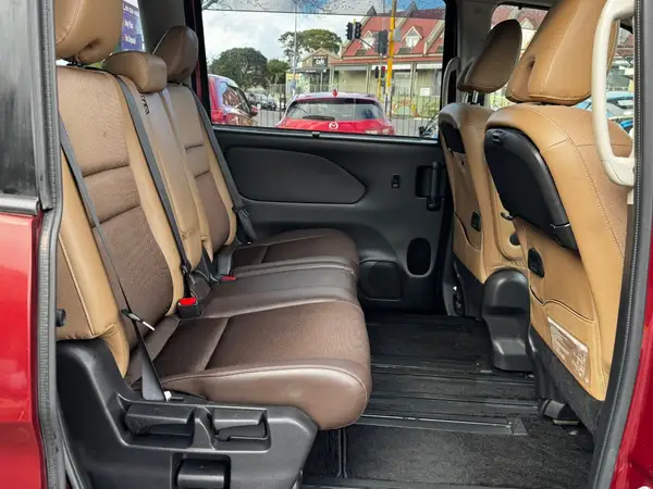 2016 Nissan Serena HIGHWAY STAR G Carousel 5