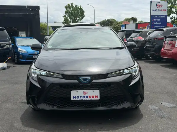 2020 Toyota Corolla TOURING HYBRID G-X Carousel 1