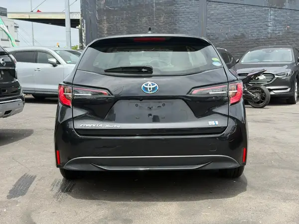 2020 Toyota Corolla TOURING HYBRID G-X Carousel 5