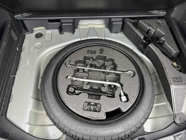 2020 Toyota Corolla TOURING HYBRID G-X Carousel 1