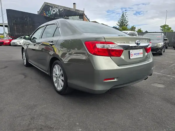 2013 Toyota Camry Carousel 4