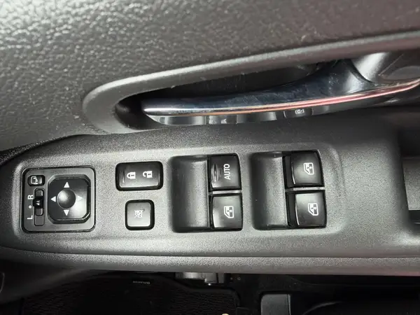 2016 Mitsubishi Outlander 24G 4WD Carousel 1