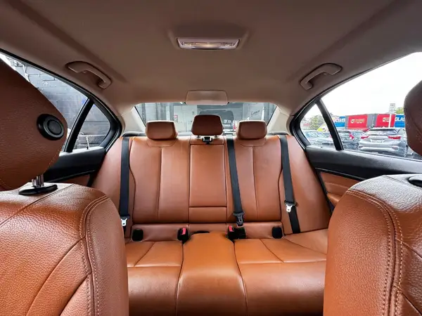 2014 BMW 320i 3 SERIES Carousel 1