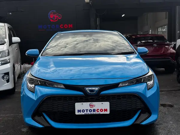 2018 Toyota Corolla SPORT HYBRID G Carousel 19