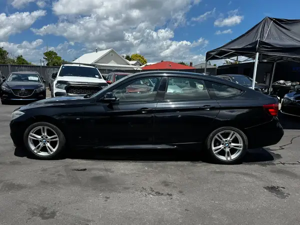 2014 BMW 320i I GRANTURISMO M-SPORT Carousel 3