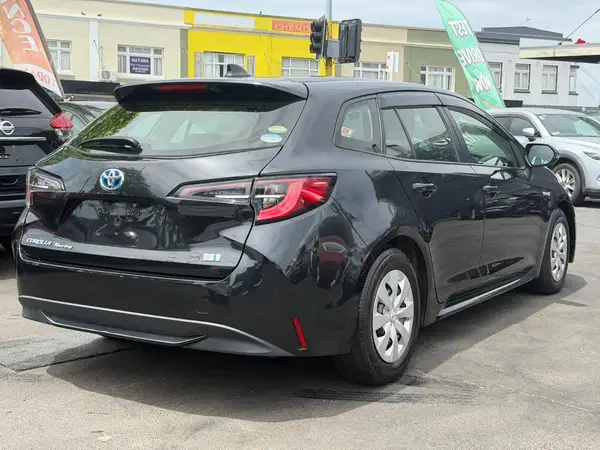2020 Toyota Corolla TOURING HYBRID G-X Carousel 4
