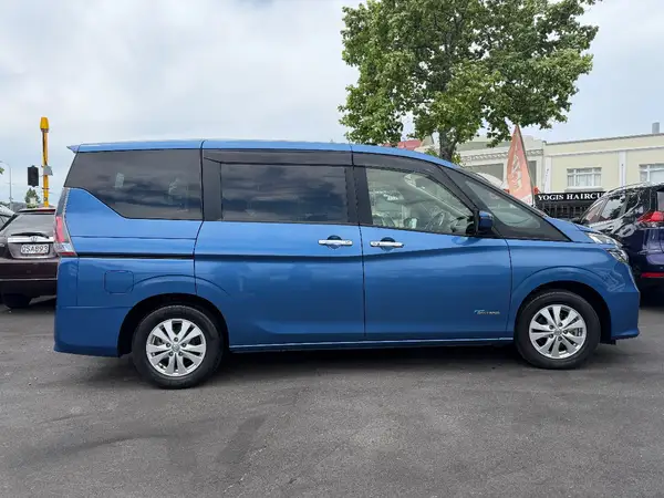 2018 Nissan Serena G Carousel 19