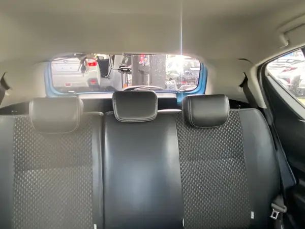 2015 Toyota Aqua X-URBAN Carousel 6