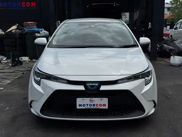 2020 Toyota Corolla HYBRID G-X Carousel 11