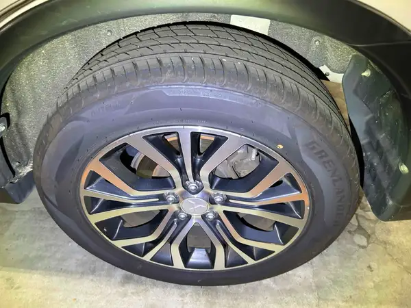 2017 Mitsubishi Outlander 20G SAFETY PACKAGE Carousel 1