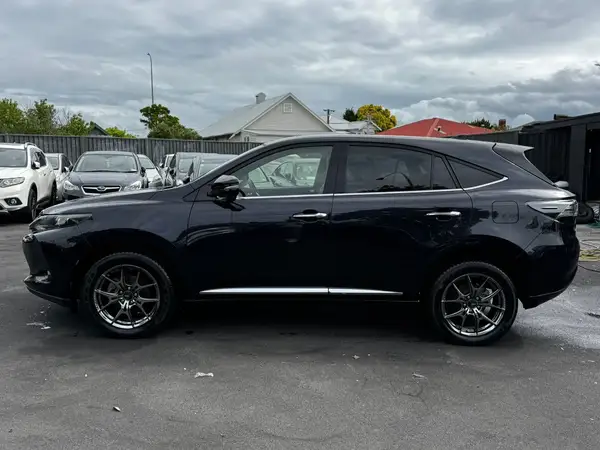 2014 Toyota Harrier ELEGANCE Carousel 17