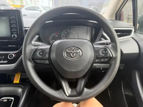 2020 Toyota Corolla TOURING HYBRID G-X Carousel 11
