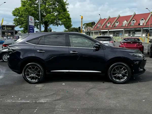 2014 Toyota Harrier ELEGANCE Carousel 13