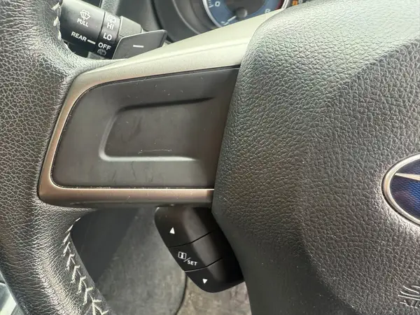 2015 Subaru XV 2.0I-L EYESIGHT 4WD Carousel 10