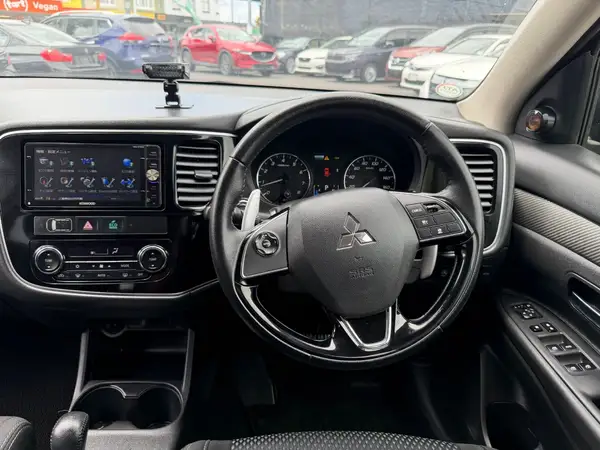 2016 Mitsubishi Outlander 24G 4WD Carousel 12