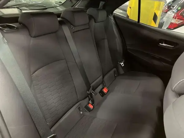 2018 Toyota Corolla SPORTS HYBRID G Carousel 5