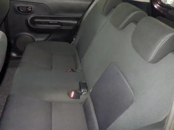 2016 Toyota Aqua S Carousel 3